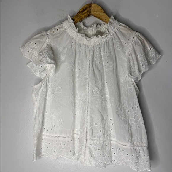 Jennifer & Grace Tops - Jennifer & Grace White‎ Eyelet Ruffle Short Sleeve Cotton Top Medium